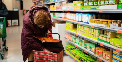 cesta-de-la-compra-personas-mayores