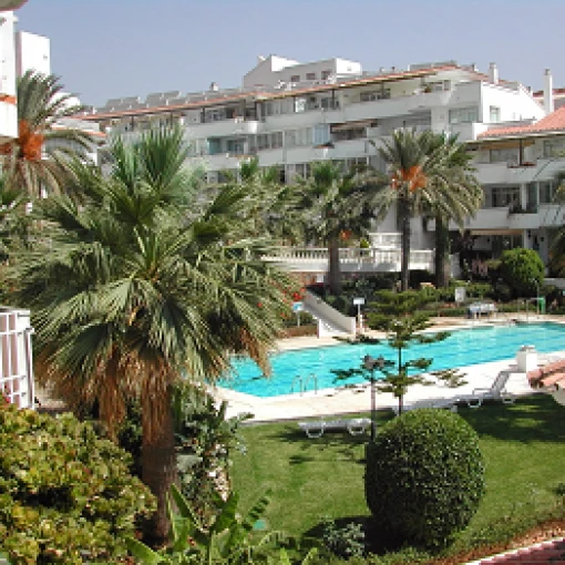 centro-residencial-para-personas-mayores-girasol-exterior